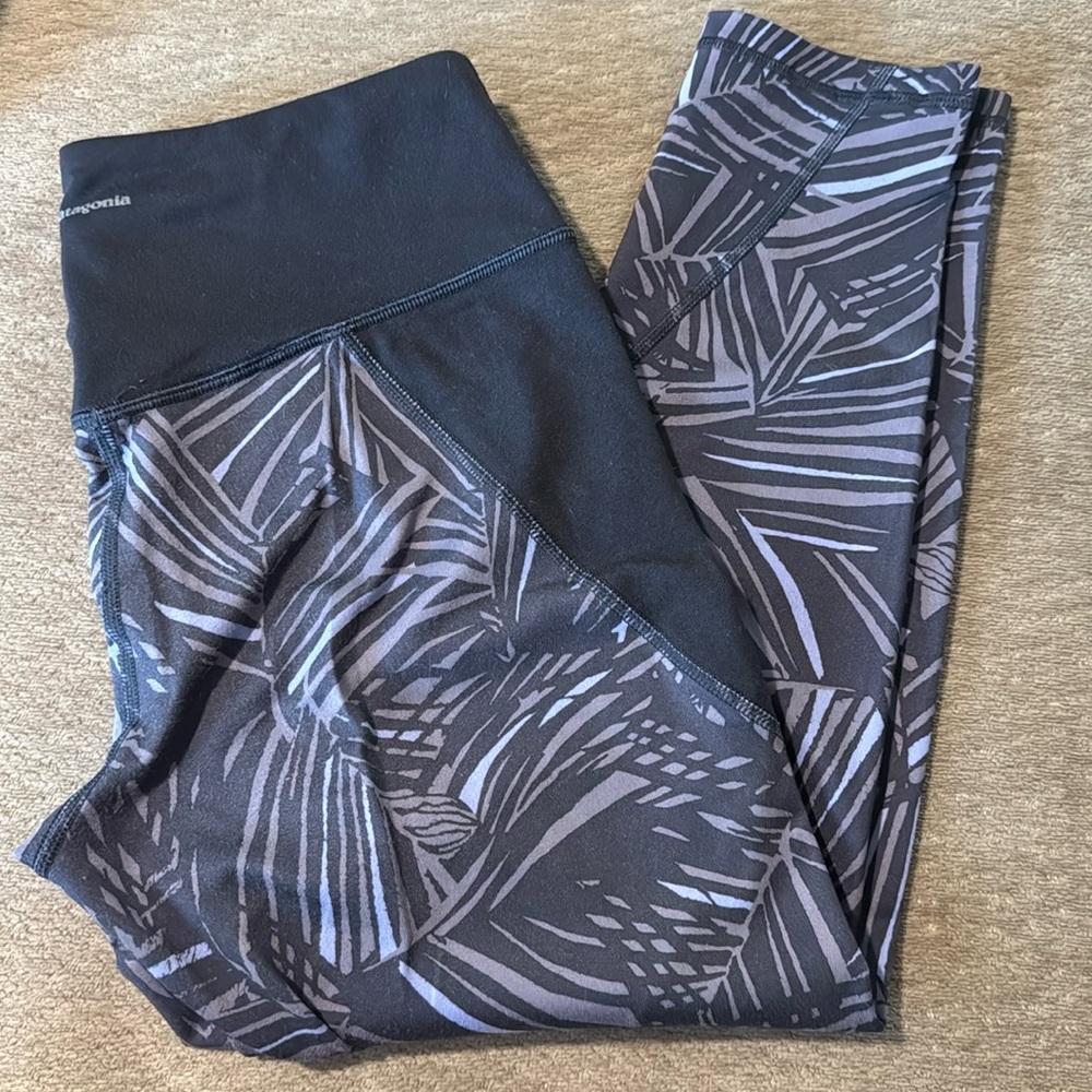 Patagonia Leggings (Capri)